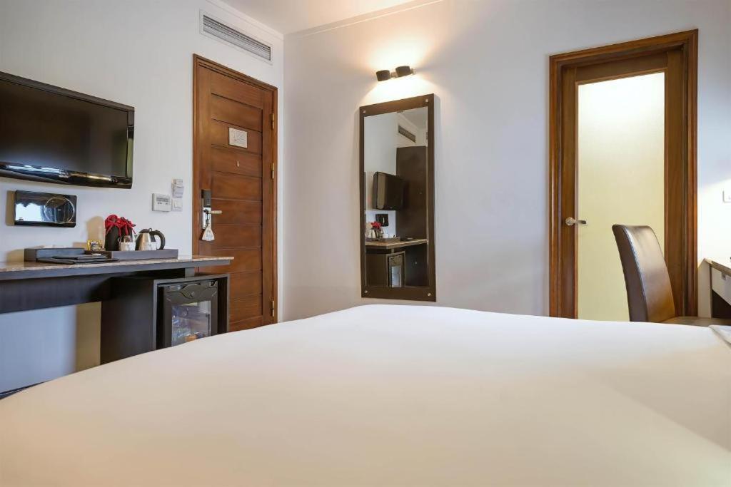 La Nueva Boutique Hotel Hanoi & Spa Экстерьер фото